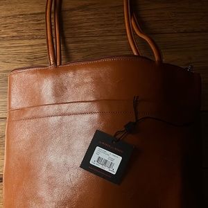 Render shoulder bag, polish leather/cognac in pristine condition